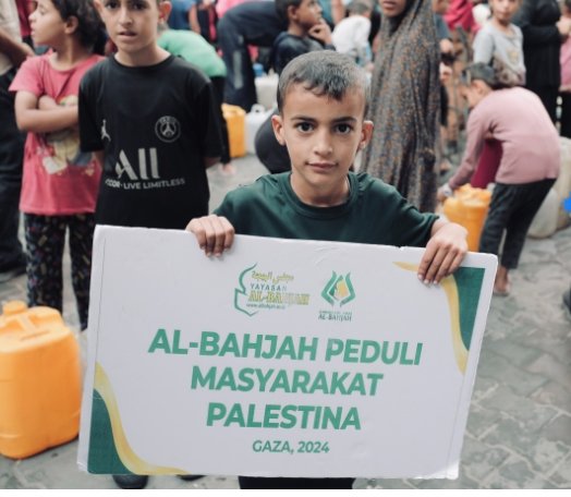 Al-Bahjah Peduli Masyarakat Palestina, Ribuan Liter Air Mengalir Ke Gaza